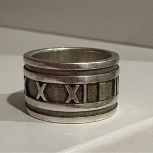 Tiffany & Co 925 Sterling Silver ATLAS Roman Numeral Ring Size 52MM